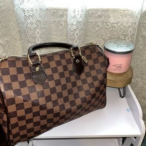 Brown checker bag no flaws beautiful leather